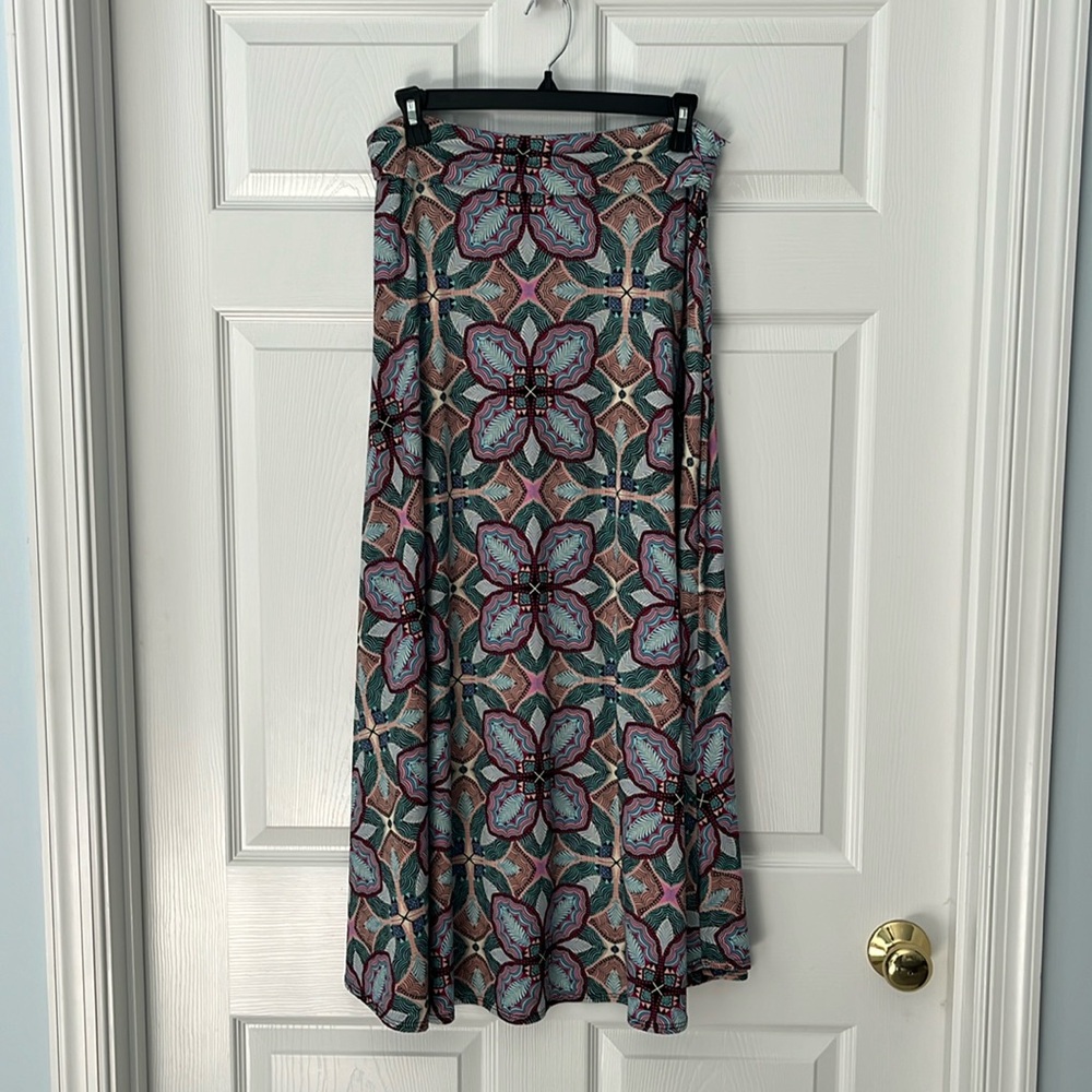 Beautiful Maxi Skirt in excellent condition.